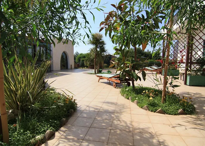 Levante Hotel